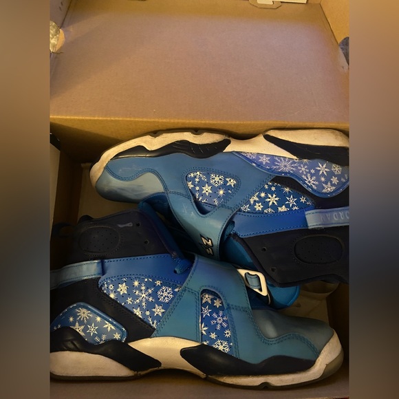 Snowflake Jordan 8 - Picture 4 of 5